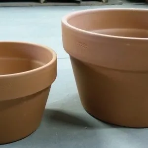 brown pots