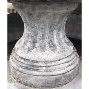 Chelsea Pedestal Medium Concrete Plinth / Stand