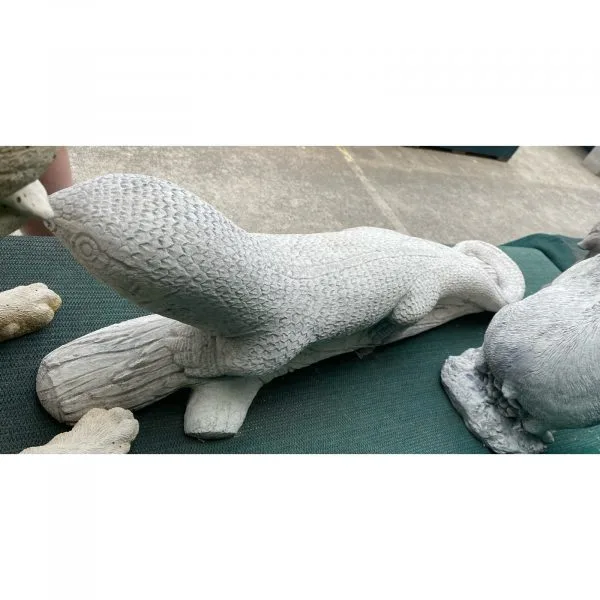 Lizard on Log Large Concrete Garden Statue