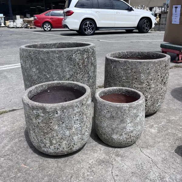 Squat U Pot Atlantis Garden Planter - Image 9