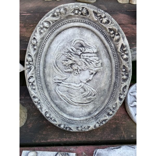 Cameo Lady Left Concrete Wall Plaque 0407
