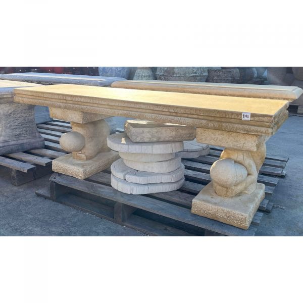 Kneeling Man Concrete Bench Seat 7800 - Image 3