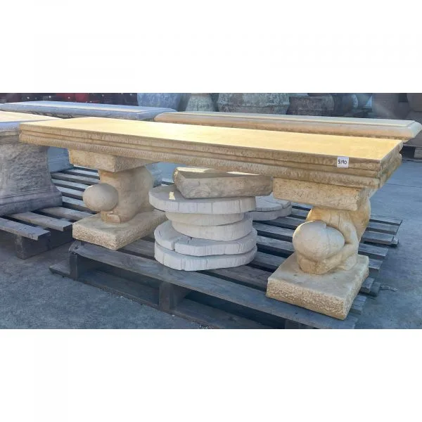 Kneeling Man Concrete Bench Seat 7800 - Image 3