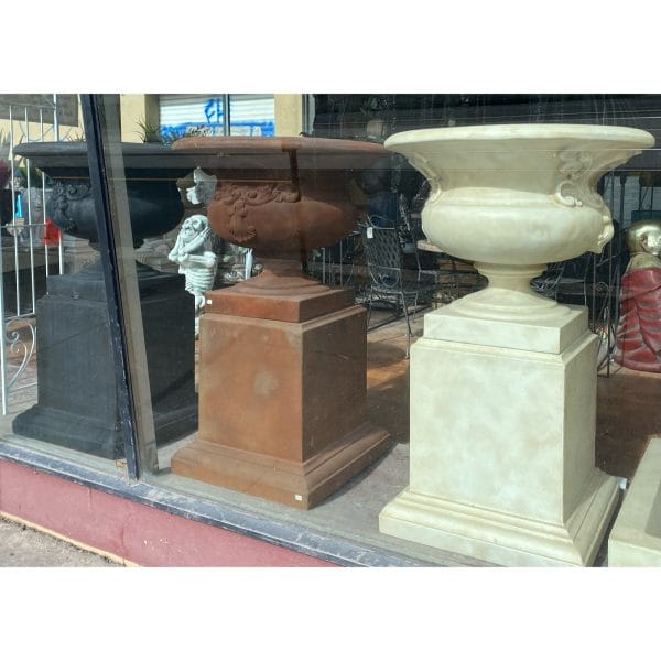 St Michelle Urn and Pedestal Set