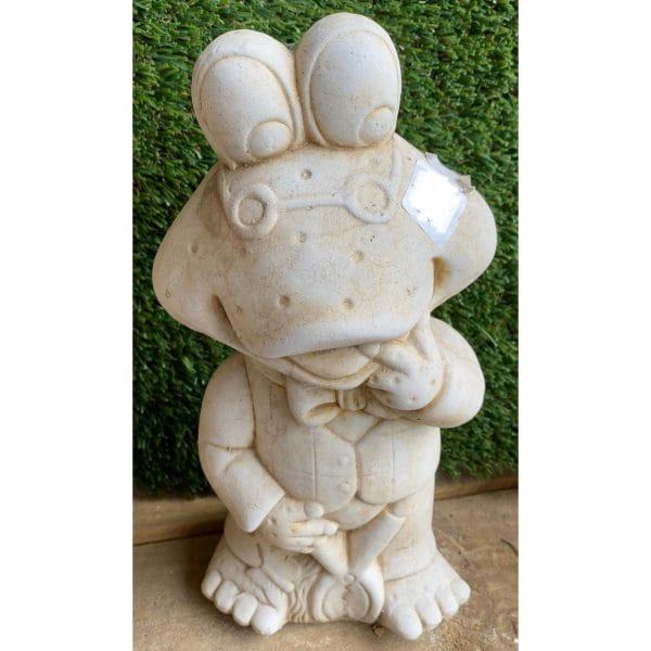 Frog with Shears Concrete Animal Statue 0934