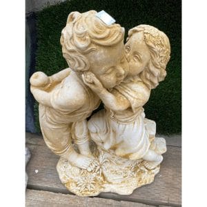 Boy and Girl Kissing Concrete Statue 1288