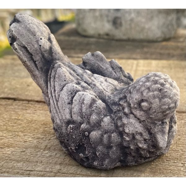 Sitting Bird Little Concrete Statue 0158
