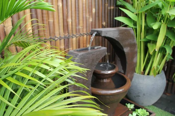 Original Eclipse Fountain - Medium