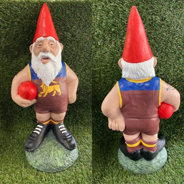 Footy Gnome Large Concrete Statue - Image 10