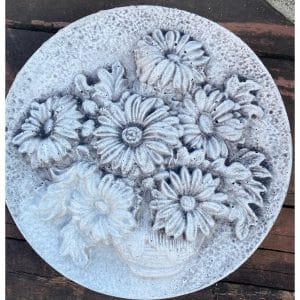 Daisies in Vase Round Concrete Wall Plaque 9056