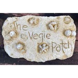 The Veggie Patch Concrete Wall Plaque 9292