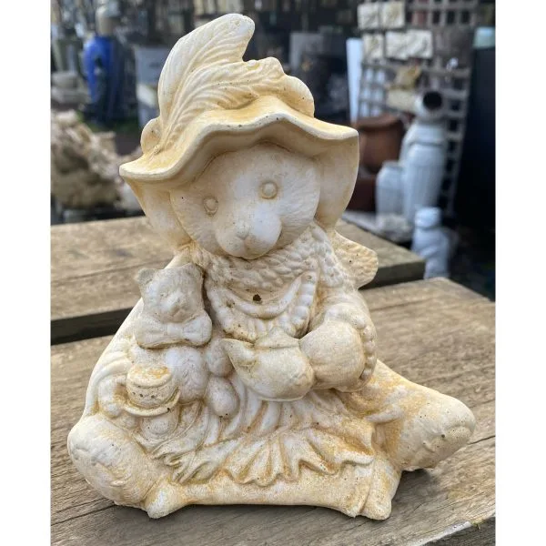 Bear with Tea Pot Concrete Animal Statue 0178