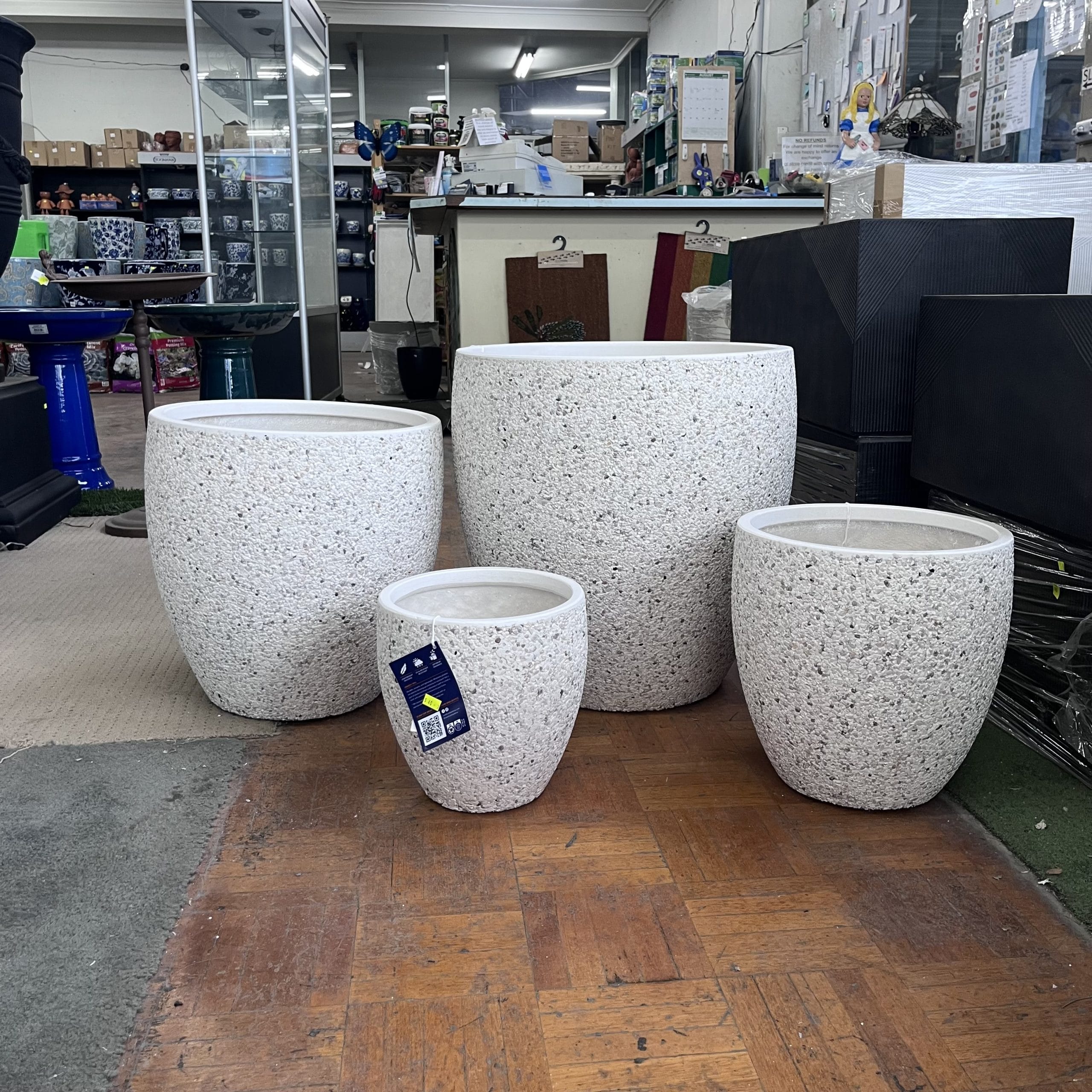 Montague Egg Pebblecrete Finish Lightweight Garden Pot