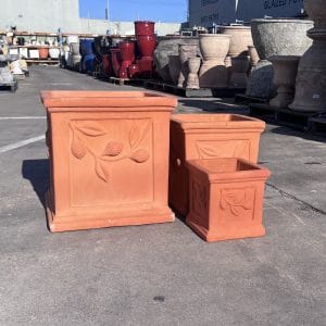 Square leaves Terracotta Pot