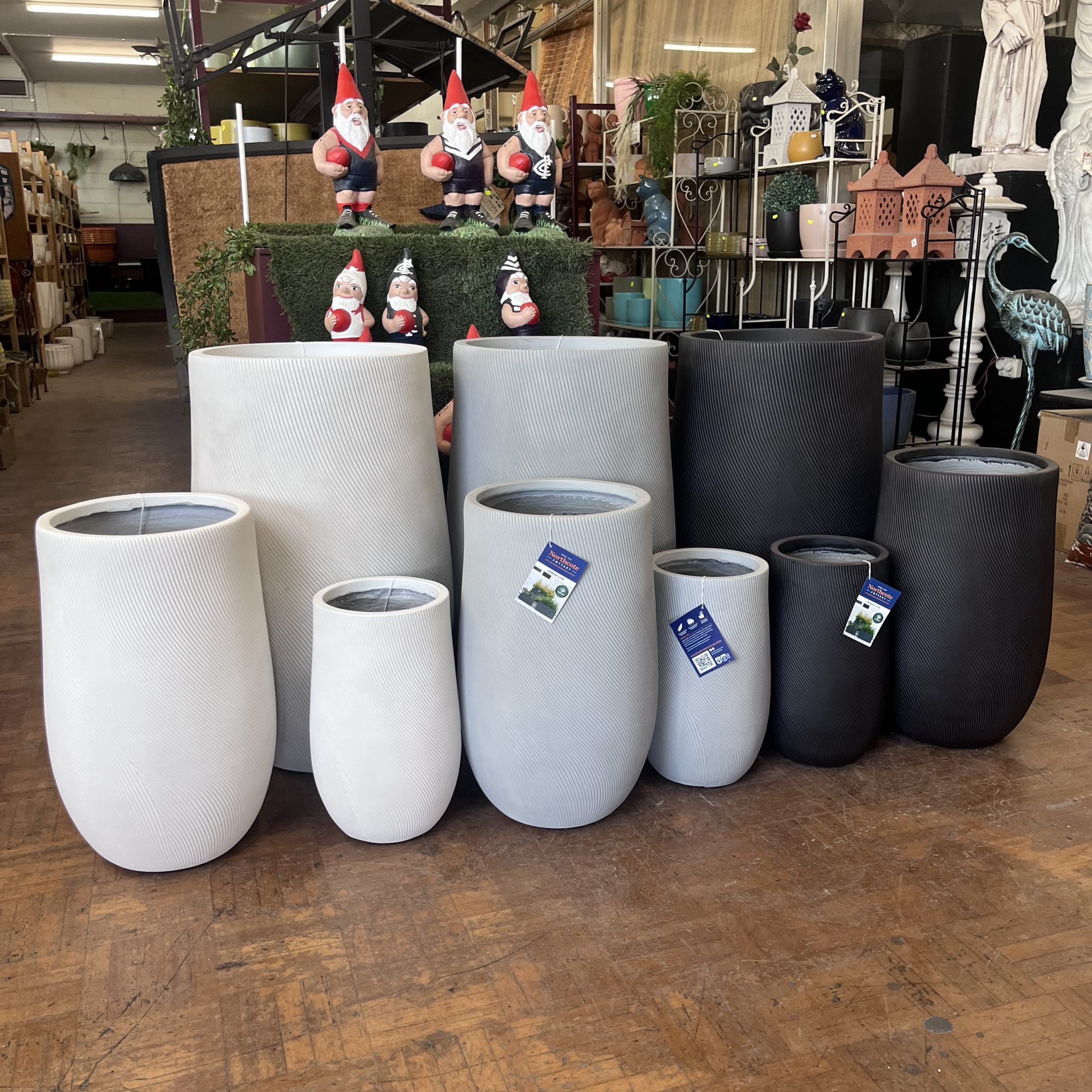 Helix U Pot Lightweight Garden Pot